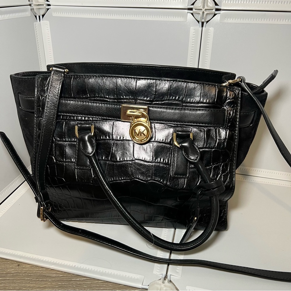Michael Kors Hamilton leather crossbody bag Black Crocodile Leather Suede